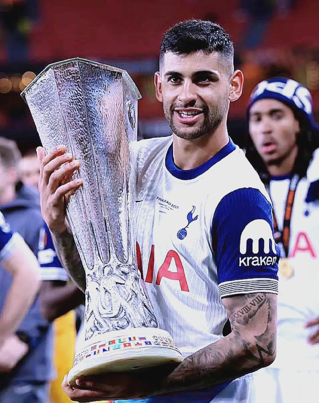 开云平台-赛地聚焦：欧超杯冲刺阶段热度飙升，塞维利亚完成体检，赛场秩序良好，资深球员宣示担当(VCT美洲联赛)